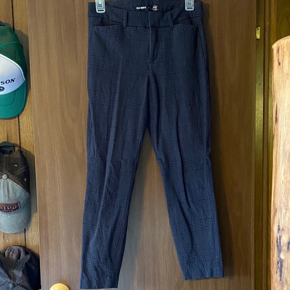 Old Navy Navy High Rise Pixie Pants